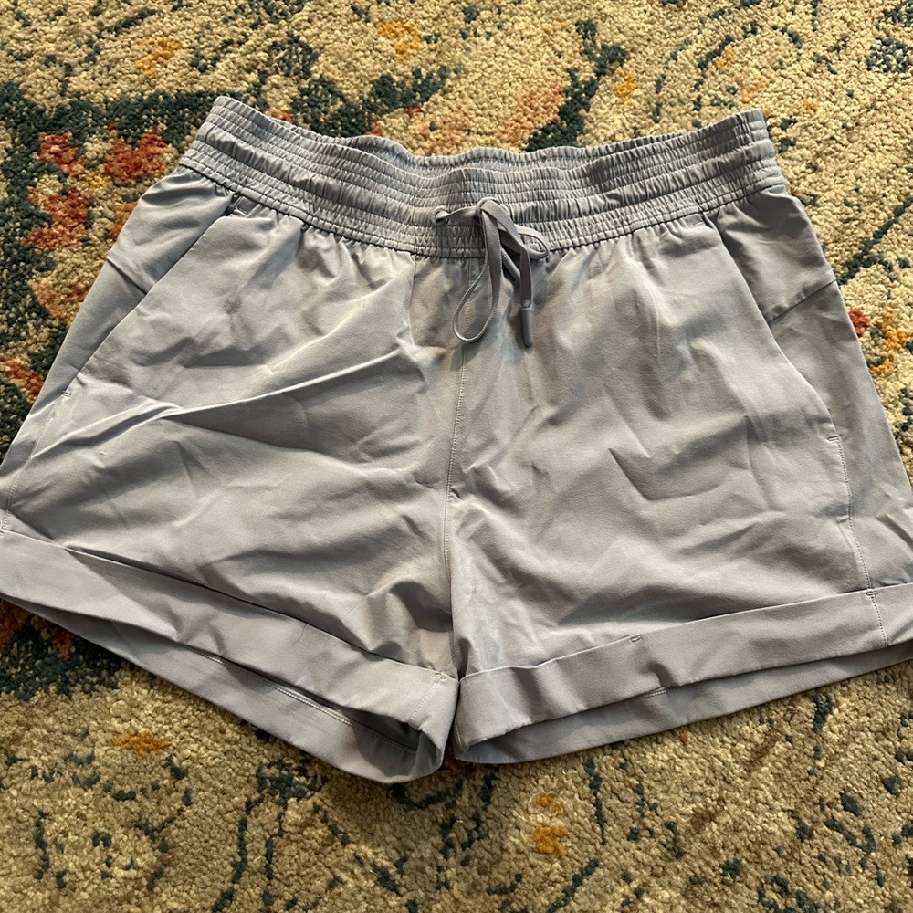 Lululemon Spring Break Away Short